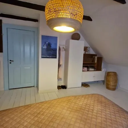 Beautiful And Romantic 2 Bedroom On The Island Aeroe